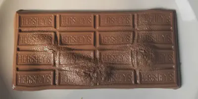 https://www.popularmechanics.com/science/a34199482/chocolate-microwave-speed-of-light-experiment/