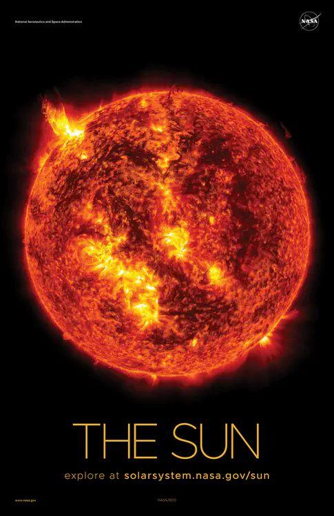 Una [erupción solar](https://solarsystem.nasa.gov/resources/386/sun-emits-a-solstice-flare-and-cme/) como la que vio el Observatorio de Dinámica Solar de la NASA en 2013. Crédito: NASA/SDO ⬇️ PDF de alta resolución [aquí](https://solarsystem.nasa.gov/system/downloadable_items/1405_Sun_A_PDF.zip)
